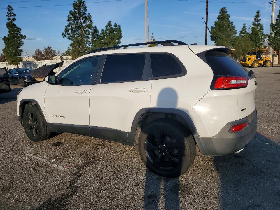 78729355 :رقم المزاد ، 1C4PJMCS5FW740441 vin ، 2015 Jeep Cherokee مزاد بيع