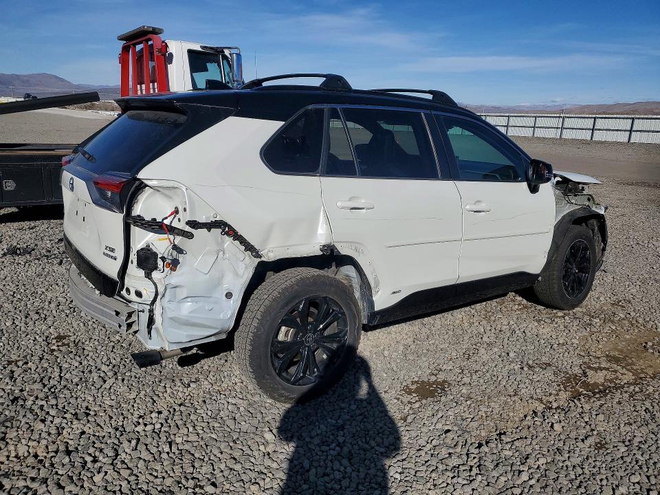 77613615 :رقم المزاد ، 4T3E6RFV5NU069748 vin ، 2022 Toyota Rav4 مزاد بيع