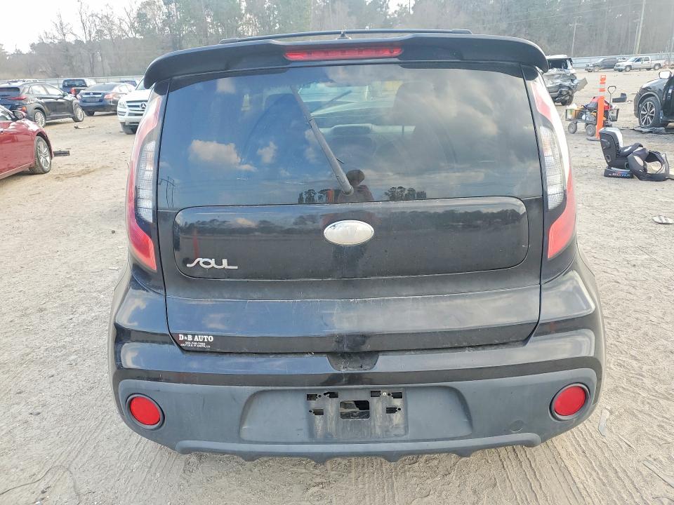 2017 Kia Soul მანქანა იყიდება აუქციონზე, vin: KNDJN2A22H7882275, აუქციონის ნომერი: 77161745