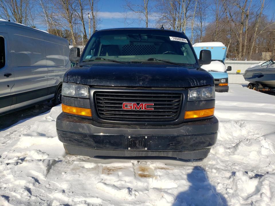 74940565 :رقم المزاد ، 1GTZ7HF74M1313025 vin ، 2021 Gmc Savana مزاد بيع