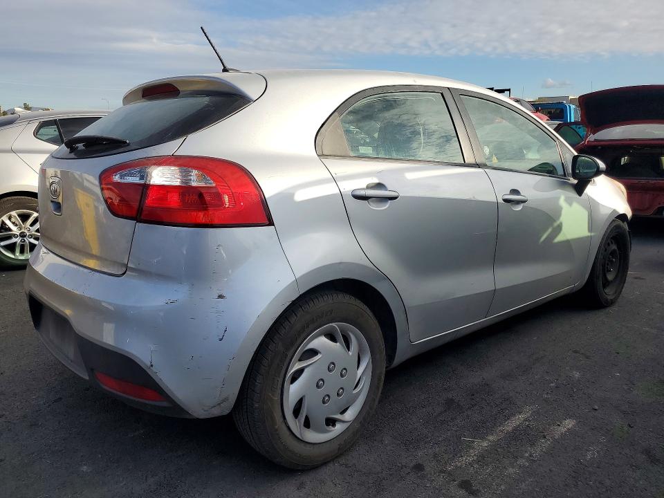 77095235 :رقم المزاد ، KNADM5A34C6013652 vin ، 2012 Kia Rio مزاد بيع