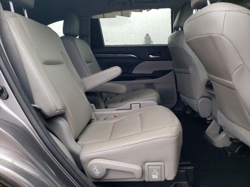 77684605 :رقم المزاد ، 5TDDZRFH8HS440940 vin ، 2017 Toyota Highlander مزاد بيع