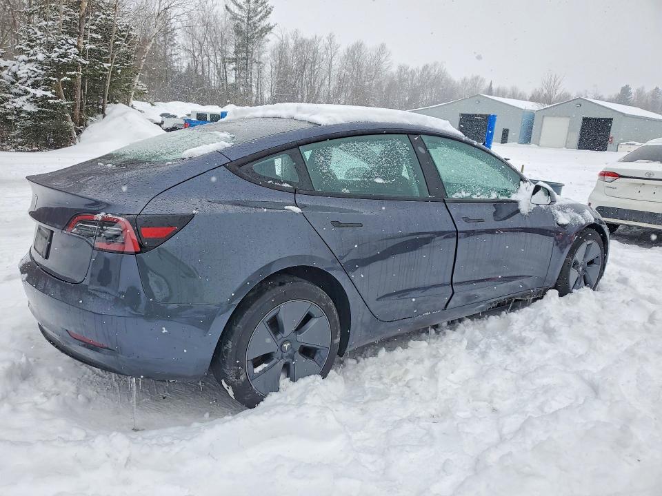 74874025 :رقم المزاد ، LRW3E1FA0PC933780 vin ، 2023 Tesla Model 3 مزاد بيع