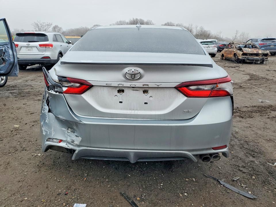 Aukcja sprzedaży 2021 Toyota Camry, vin: 4T1G11AK3MU411257, numer aukcji: 77381705