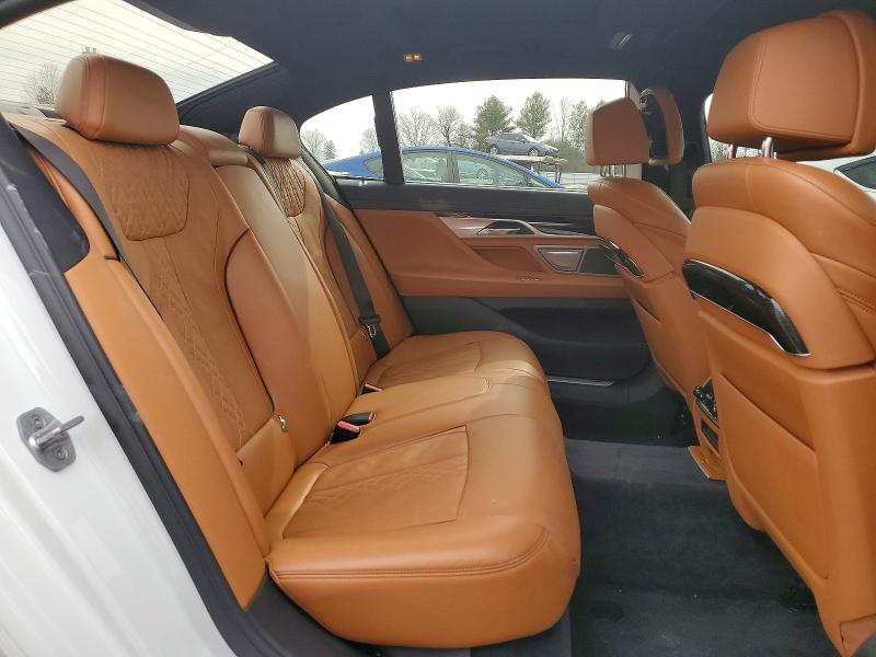 Продаж на аукціоні авто 2017 Bmw 750, vin: WBA7F2C52HG422139, номер лоту: 78799555