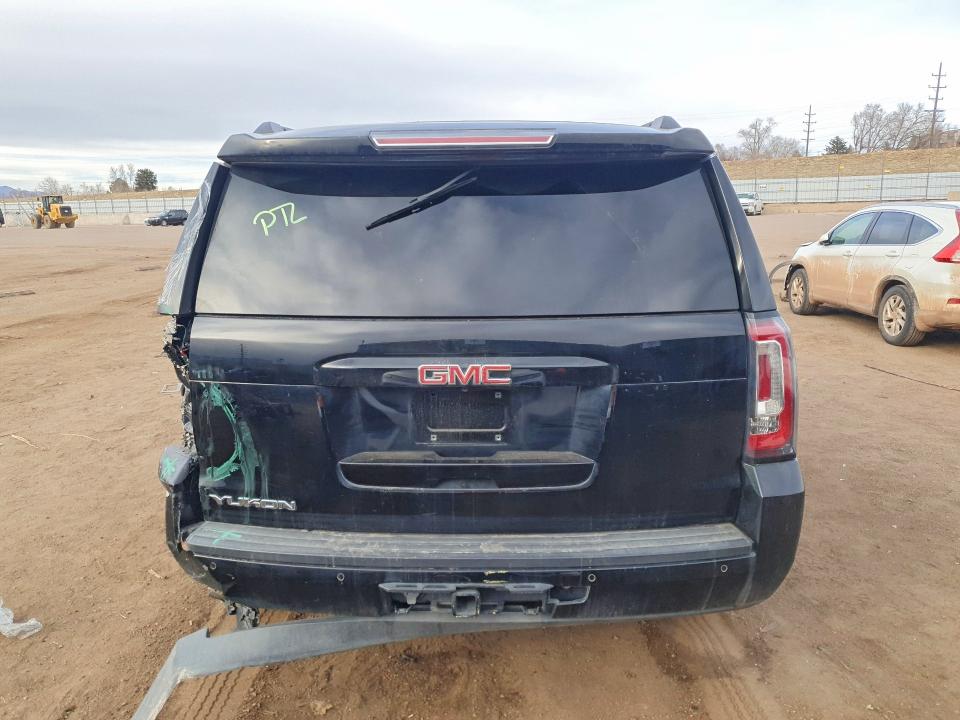 75015355 :رقم المزاد ، 1GKS2BKC4JR124294 vin ، 2018 Gmc Yukon مزاد بيع