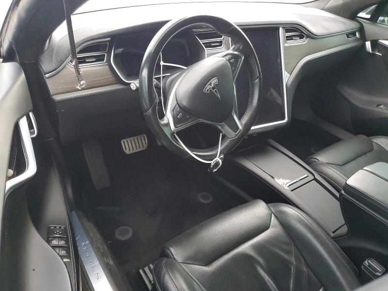 76702135 :رقم المزاد ، 5YJSA1E47GF161271 vin ، 2016 Tesla Model S مزاد بيع