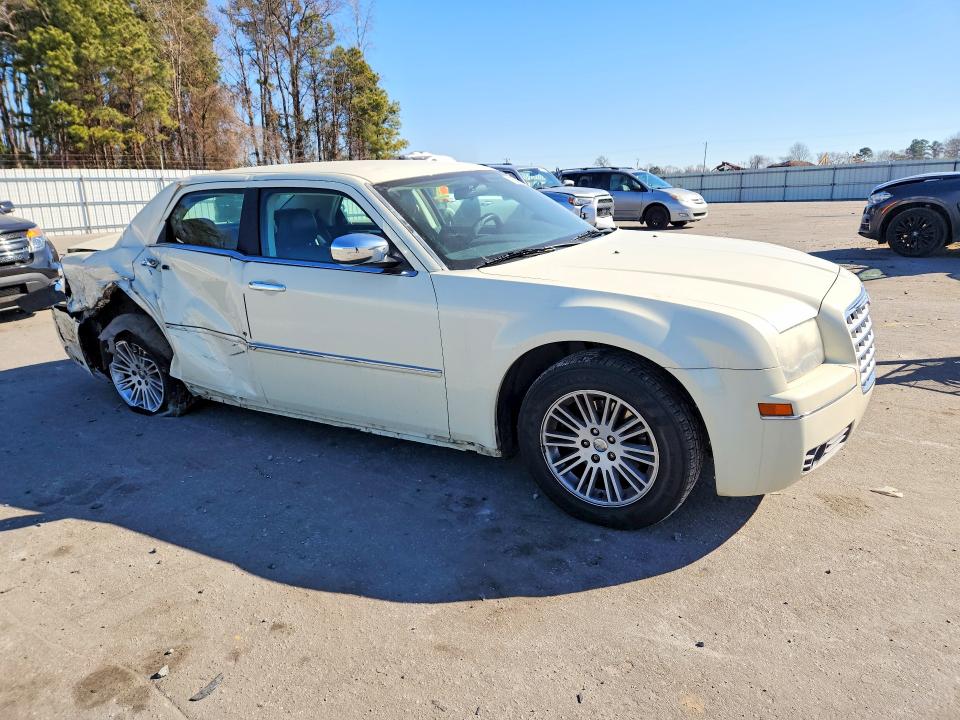 2010 Chrysler 300 მანქანა იყიდება აუქციონზე, vin: 2C3CA5CV0AH185277, აუქციონის ნომერი: 76524175