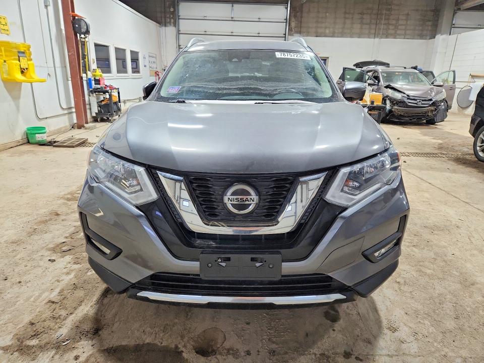 78757235 :رقم المزاد ، JN8AT2MT4JW464830 vin ، 2018 Nissan Rogue مزاد بيع