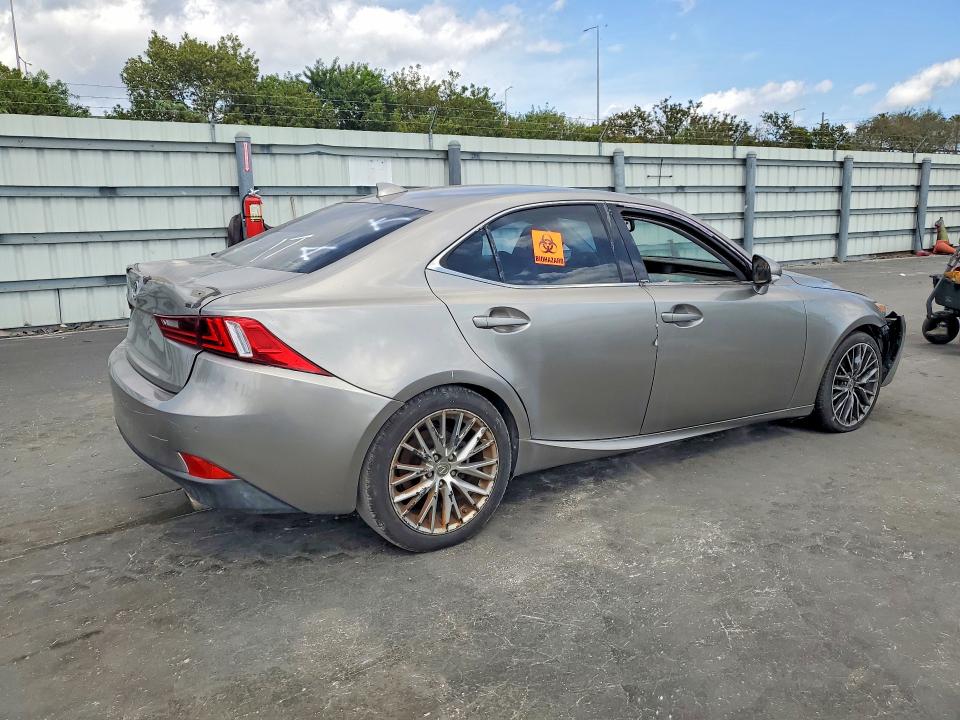 78301815 :رقم المزاد ، JTHBF1D21F5057309 vin ، 2015 Lexus Is مزاد بيع