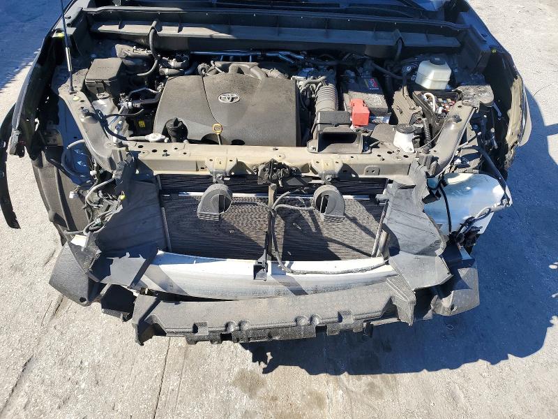 2021 Toyota Highlander მანქანა იყიდება აუქციონზე, vin: 5TDCZRAH2MS088094, აუქციონის ნომერი: 76534445