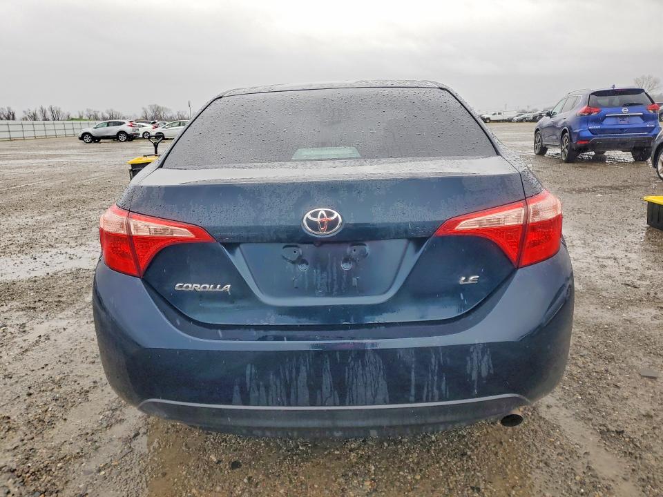 2019 Toyota Corolla მანქანა იყიდება აუქციონზე, vin: 2T1BURHE2KC211601, აუქციონის ნომერი: 76673825