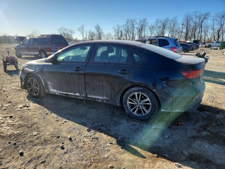 2022 Kia Forte მანქანა იყიდება აუქციონზე, vin: 3KPF24AD8NE449891, აუქციონის ნომერი: 76671885