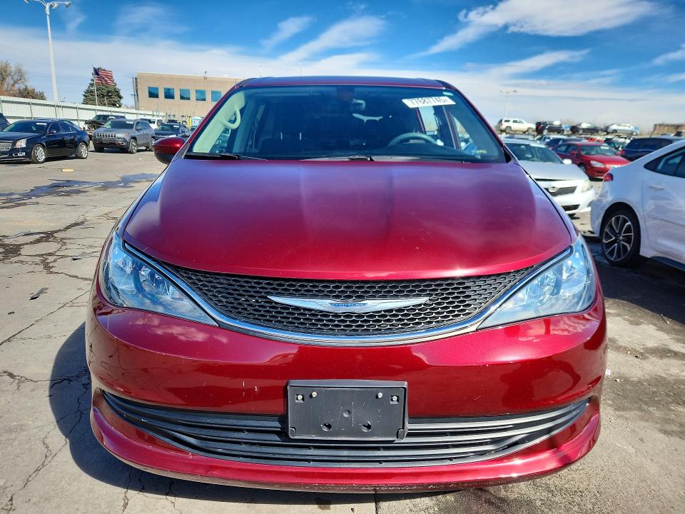 77687745 :رقم المزاد ، 2C4RC1DG9HR515687 vin ، 2017 Chrysler Pacifica مزاد بيع