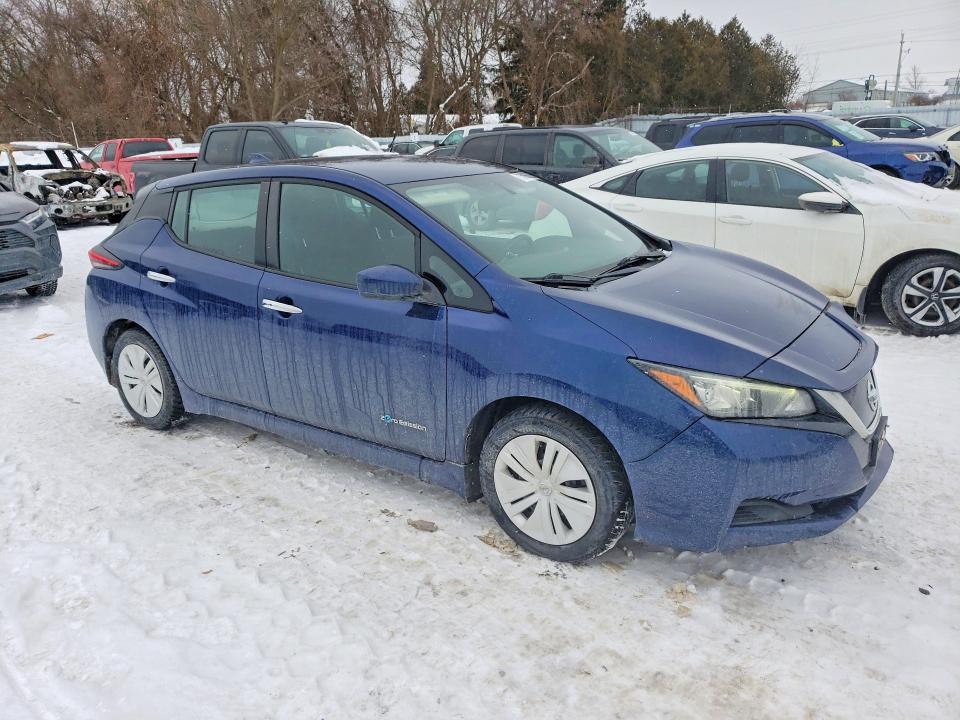 75906625 :رقم المزاد ، 1N4AZ1CP3JC316202 vin ، 2018 Nissan Leaf مزاد بيع