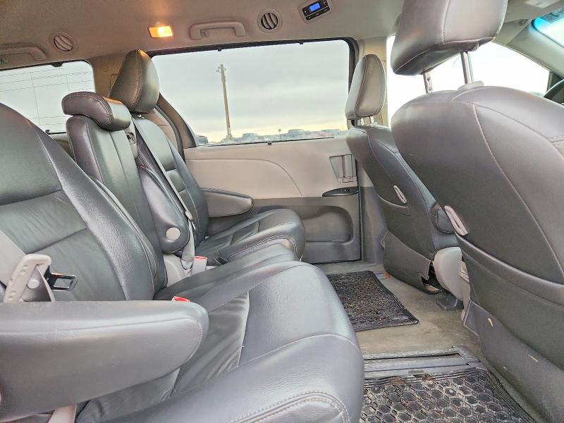 Aukcja sprzedaży 2016 Toyota Sienna, vin: 5TDKK3DC5GS719633, numer aukcji: 76324345