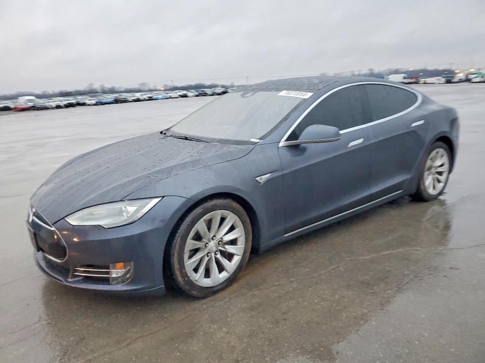 Auction sale of the 2016 Tesla Model S, vin: 5YJSA1E27GF134876, lot number: 75870265