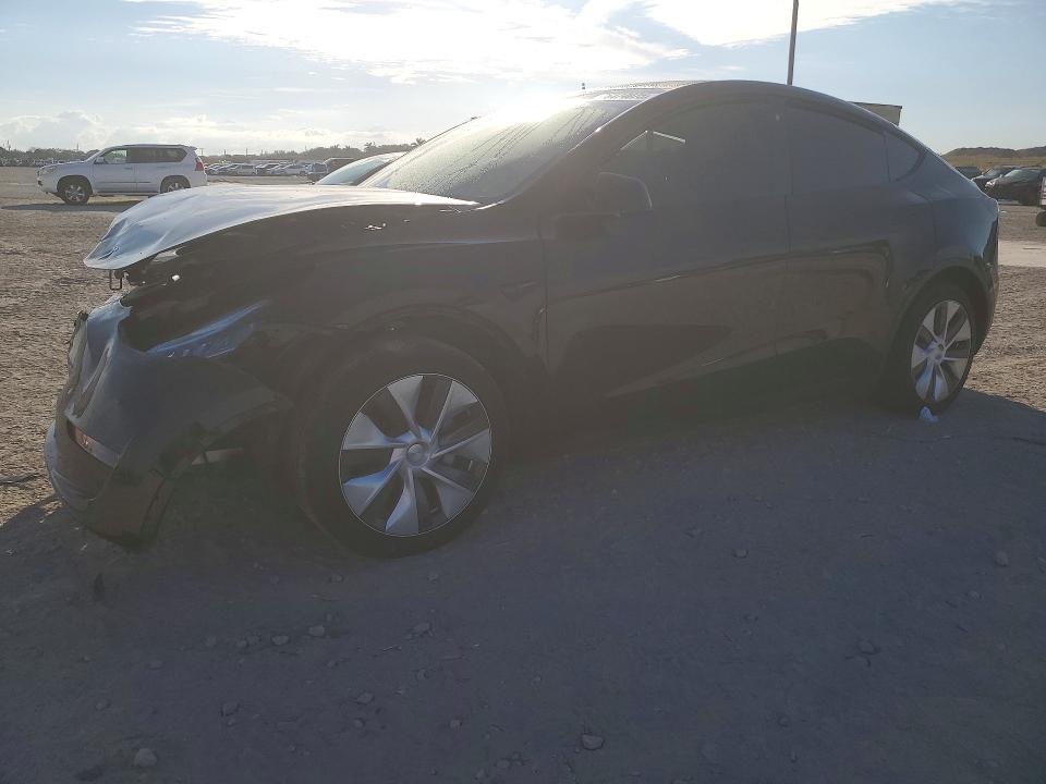 Продажа на аукционе авто 2023 Tesla Model Y, vin: 7SAYGDEE2PA102678, номер лота: 76474075