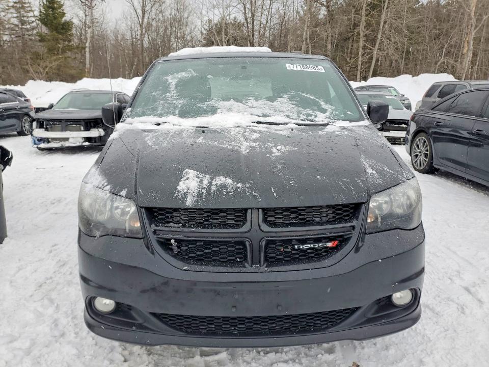 2017 Dodge Grand Caravan მანქანა იყიდება აუქციონზე, vin: 2C4RDGEG7HR615821, აუქციონის ნომერი: 77168985
