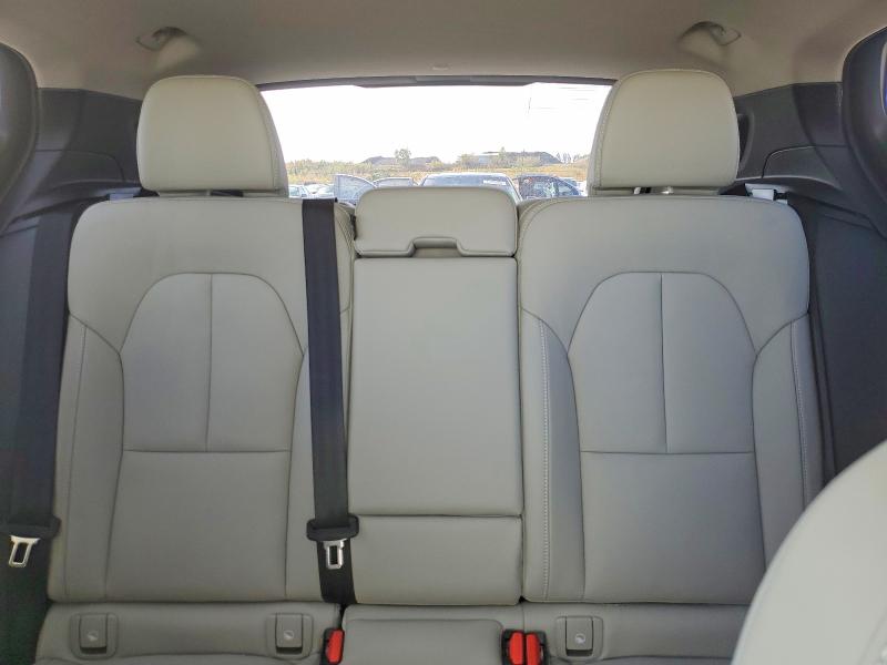 77595115 :رقم المزاد ، YV4L12UC0T2700326 vin ، 2026 Volvo Xc40 مزاد بيع