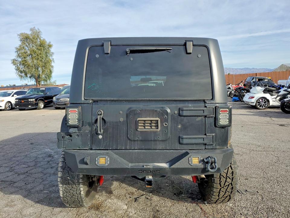 Продажа на аукционе авто 2018 Jeep Wrangler Unlimited, vin: 1C4BJWDG5JL874473, номер лота: 75038545