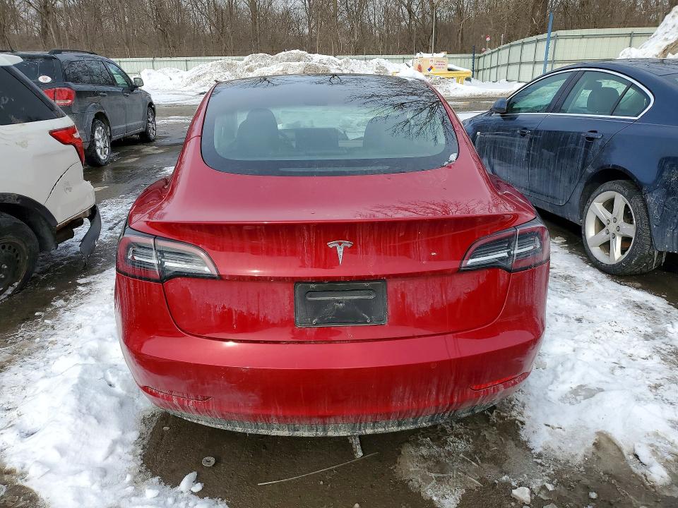 75040565 :رقم المزاد ، 5YJ3E1EA4MF857516 vin ، 2021 Tesla Model 3 مزاد بيع