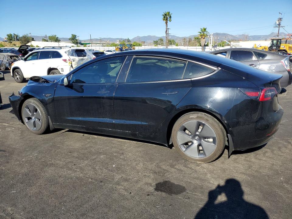 77382405 :رقم المزاد ، 5YJ3E1EA3NF331699 vin ، 2022 Tesla Model 3 مزاد بيع