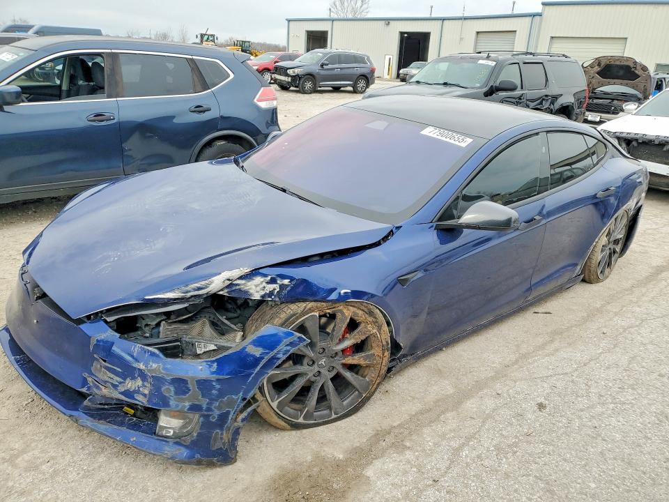 2018 Tesla Model S მანქანა იყიდება აუქციონზე, vin: 5YJSA1E44JF300182, აუქციონის ნომერი: 77900655