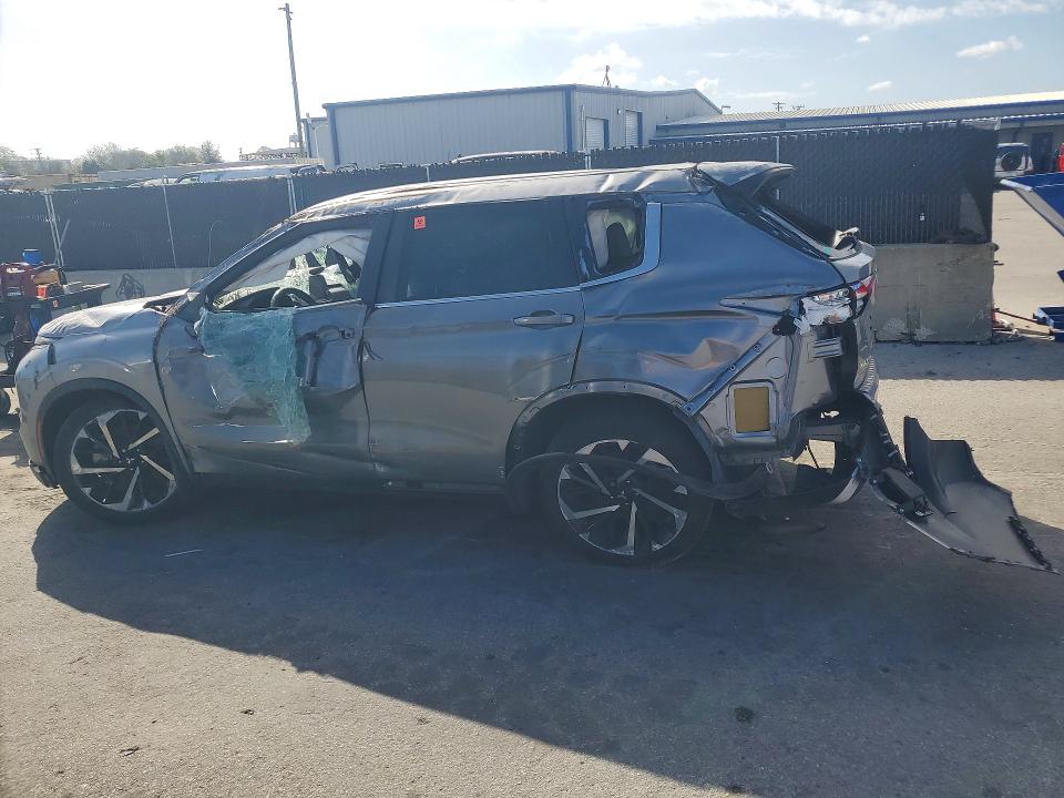 76689435 :رقم المزاد ، JA4J3UA86PZ013228 vin ، 2023 Mitsubishi Outlander مزاد بيع