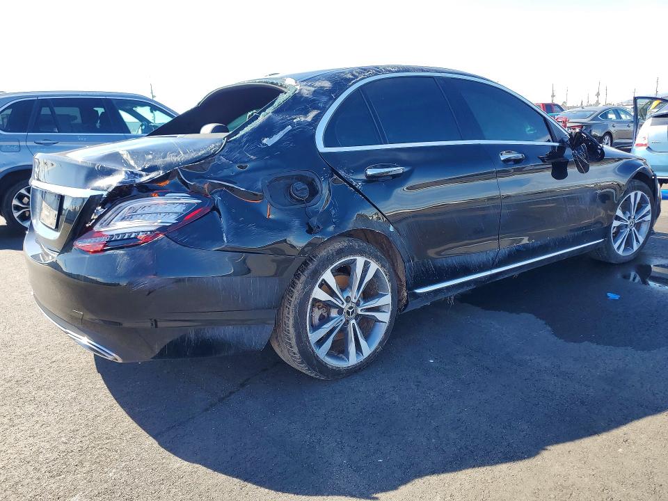 2021 Mercedes-benz C მანქანა იყიდება აუქციონზე, vin: W1KWF8DB4MR644983, აუქციონის ნომერი: 78184365
