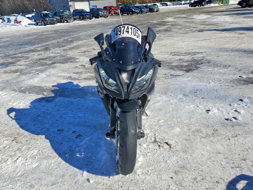 74974105 :رقم المزاد ، JKBZXJE13FA016793 vin ، 2015 Kawasaki Zx636 مزاد بيع