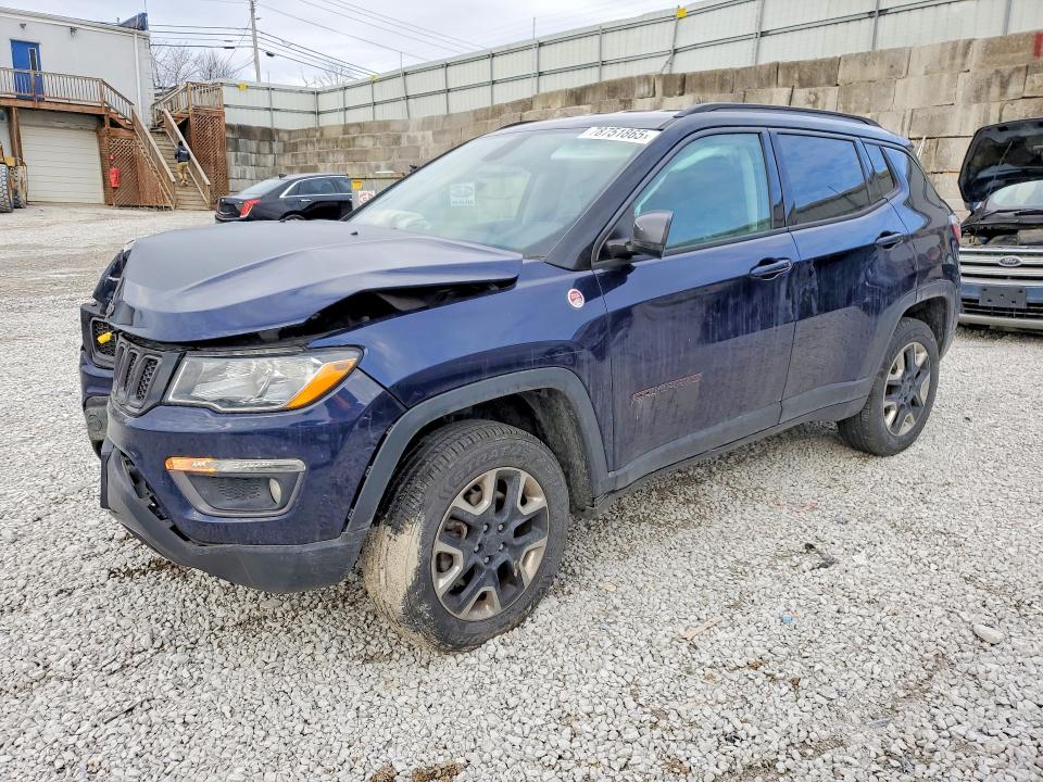 78751865 :رقم المزاد ، 3C4NJDDB1HT597597 vin ، 2017 Jeep Compass مزاد بيع