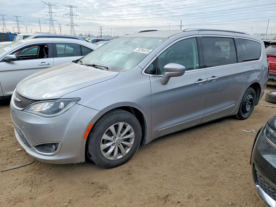 78794475 :رقم المزاد ، 2C4RC1BG4JR119031 vin ، 2018 Chrysler Pacifica مزاد بيع