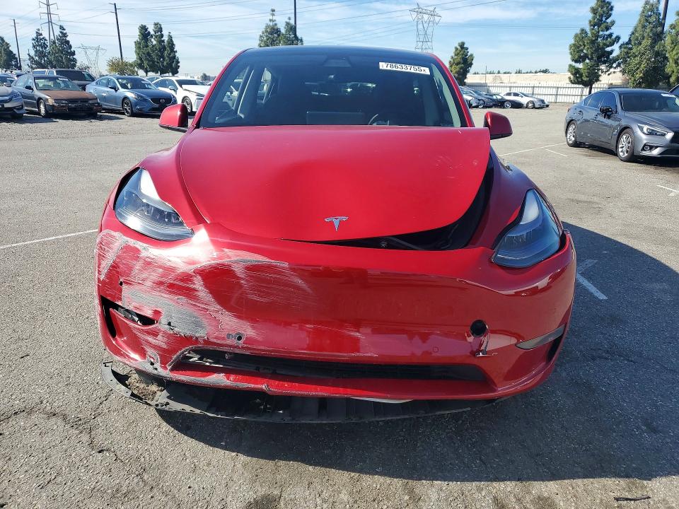 78633755 :رقم المزاد ، 7SAYGDEFXNF406866 vin ، 2022 Tesla Model Y مزاد بيع