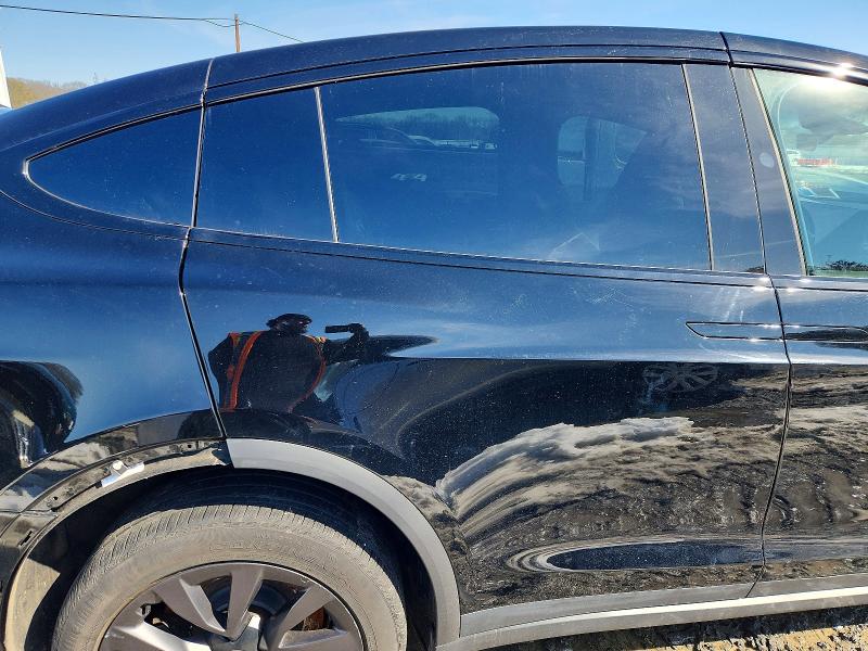 Продаж на аукціоні авто 2024 Tesla Model X, vin: 7SAXCDE58RF440826, номер лоту: 73691395