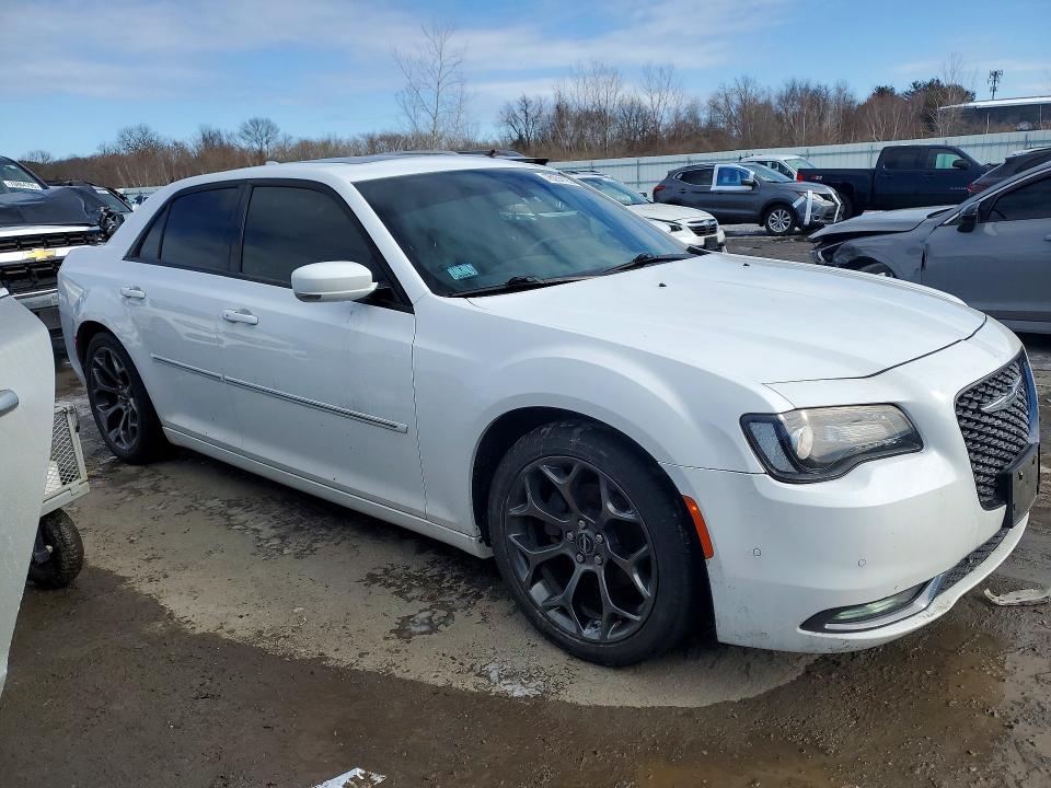 2017 Chrysler 300 მანქანა იყიდება აუქციონზე, vin: 2C3CCABG0HH548354, აუქციონის ნომერი: 76234195