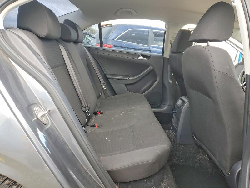 76954615 :رقم المزاد ، 3VW267AJ4GM362344 vin ، 2016 Volkswagen Jetta مزاد بيع