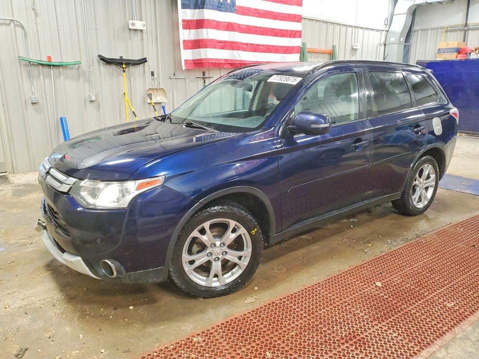 77928675 :رقم المزاد ، JA4AZ3A39FZ010027 vin ، 2015 Mitsubishi Outlander مزاد بيع