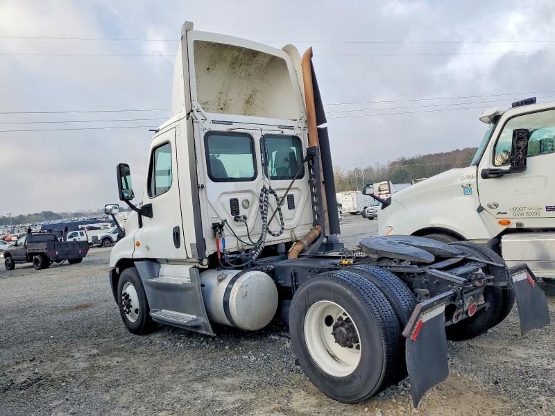 77429055 :رقم المزاد ، 1FUBGEDV9GLHC5622 vin ، 2016 Freightliner Cascadia 1 مزاد بيع