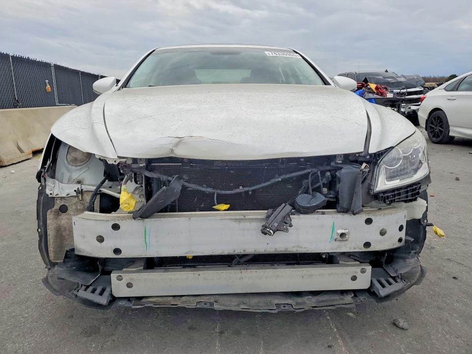 Продажа на аукционе авто 2015 Lexus Ls 460, vin: JTHCL5EF2F5024776, номер лота: 78336965