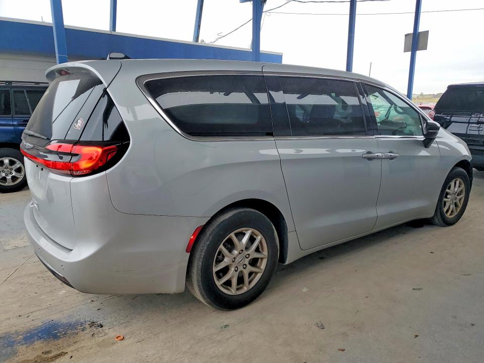 2024 Chrysler Pacifica მანქანა იყიდება აუქციონზე, vin: 2C4RC1BG9RR131736, აუქციონის ნომერი: 76137855