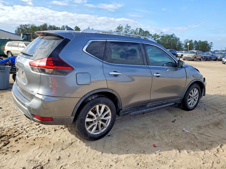 78594155 :رقم المزاد ، KNMAT2MT7JP573370 vin ، 2018 Nissan Rogue مزاد بيع