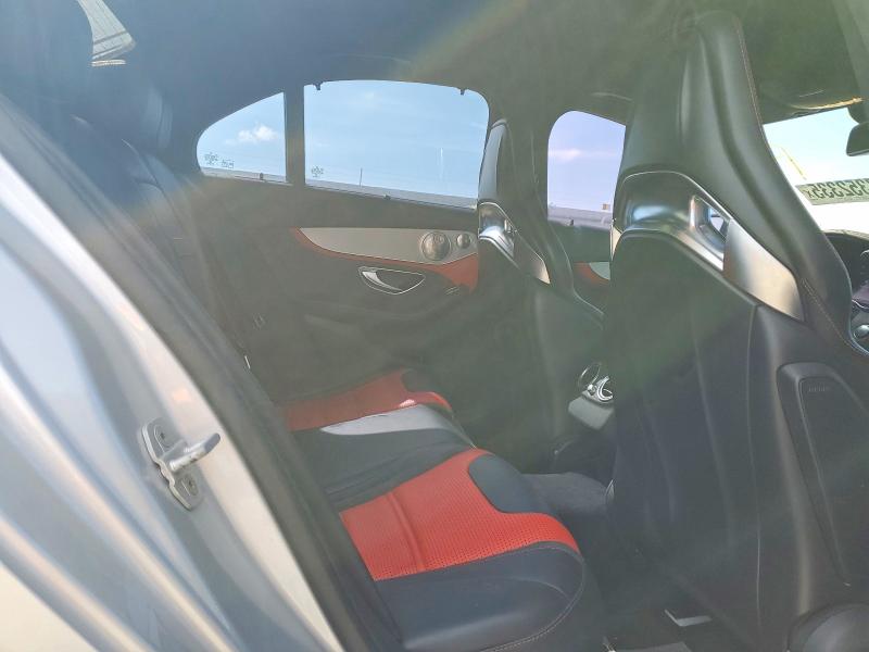 77352335 :رقم المزاد ، 55SWF8HB0FU077036 vin ، 2015 Mercedes-benz C مزاد بيع