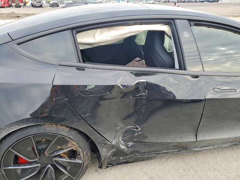 75637575 :رقم المزاد ، 5YJ3E1ET1TF131158 vin ، 2026 Tesla Model 3 مزاد بيع