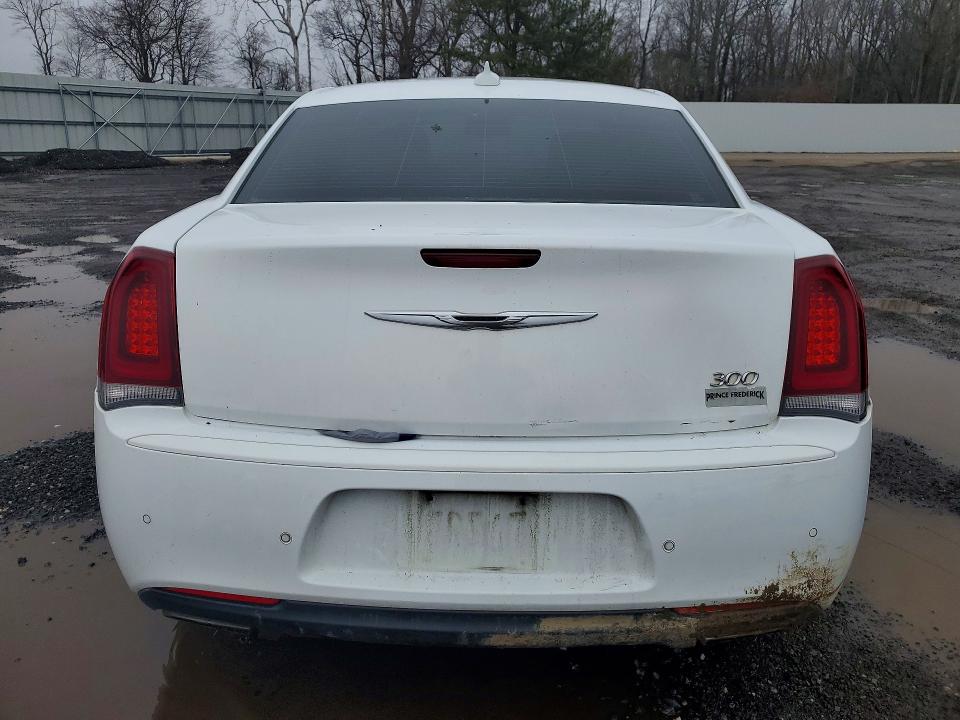 Aukcja sprzedaży 2017 Chrysler 300, vin: 2C3CCABG9HH529852, numer aukcji: 77073705