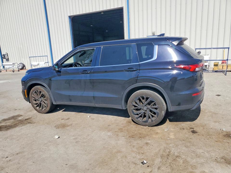 2024 Mitsubishi Outlander მანქანა იყიდება აუქციონზე, vin: JA4J3VA82RZ071569, აუქციონის ნომერი: 76920145