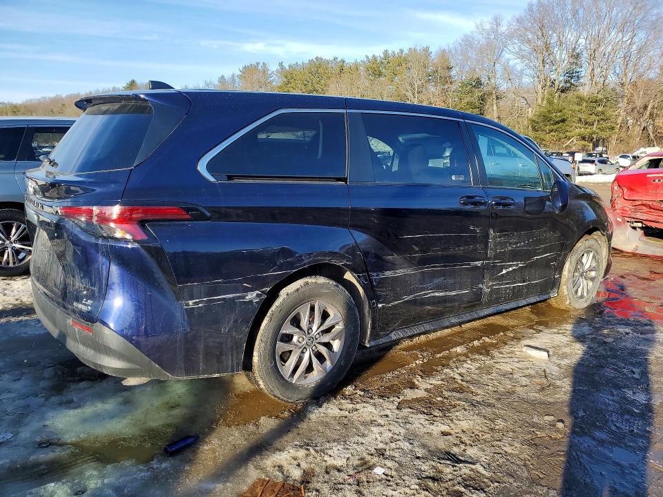 Aukcja sprzedaży 2022 Toyota Sienna, vin: 5TDKRKEC4NS075060, numer aukcji: 77582165