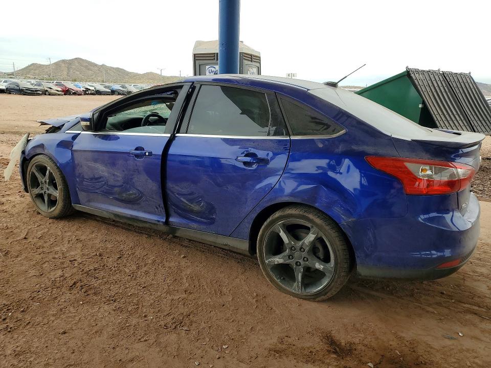 2014 Ford Focus მანქანა იყიდება აუქციონზე, vin: 1FADP3J27EL176196, აუქციონის ნომერი: 77420765