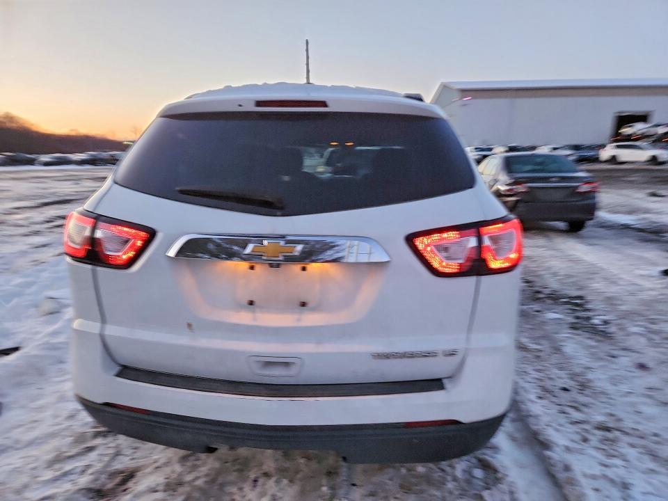 Продажа на аукционе авто 2016 Chevrolet Traverse, vin: 1GNKRFED4GJ137273, номер лота: 75643455
