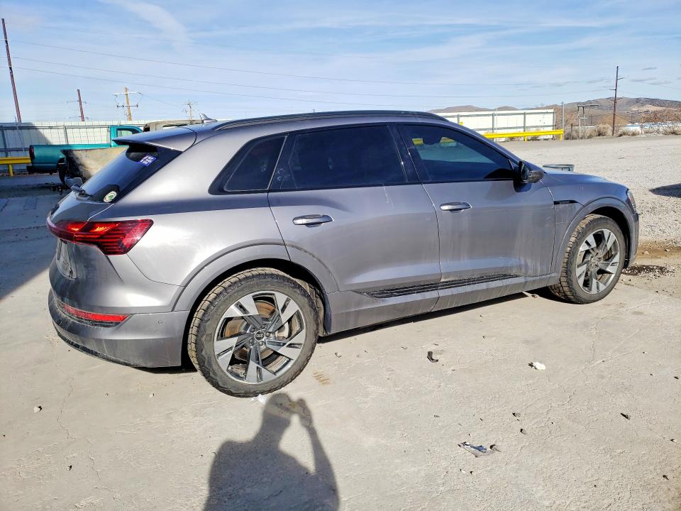 Aukcja sprzedaży 2022 Audi E-tron, vin: WA1AAAGE3NB013985, numer aukcji: 78544645